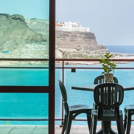 Su Eminencia Apartment